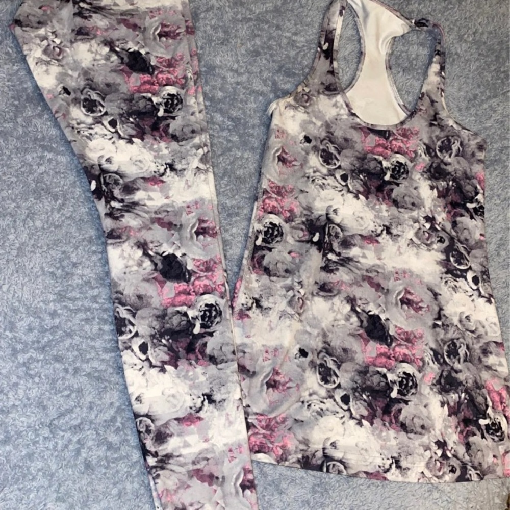 Lululemon Athletic Legging Set - image 1